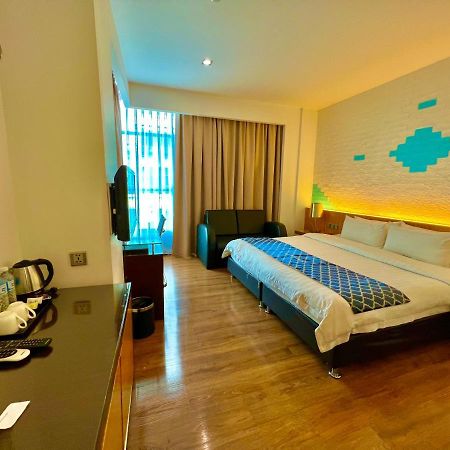New World Express Motel บินตูลู ภายนอก รูปภาพ